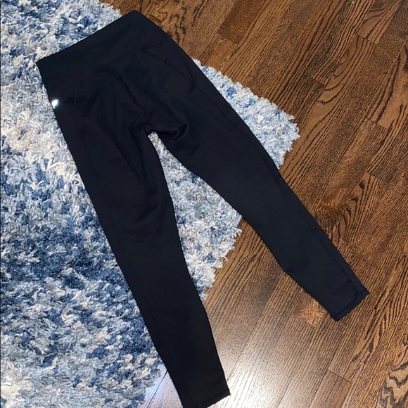 Fabletics High-Waisted PowerHold® 7/8 - Picture 2 of 2